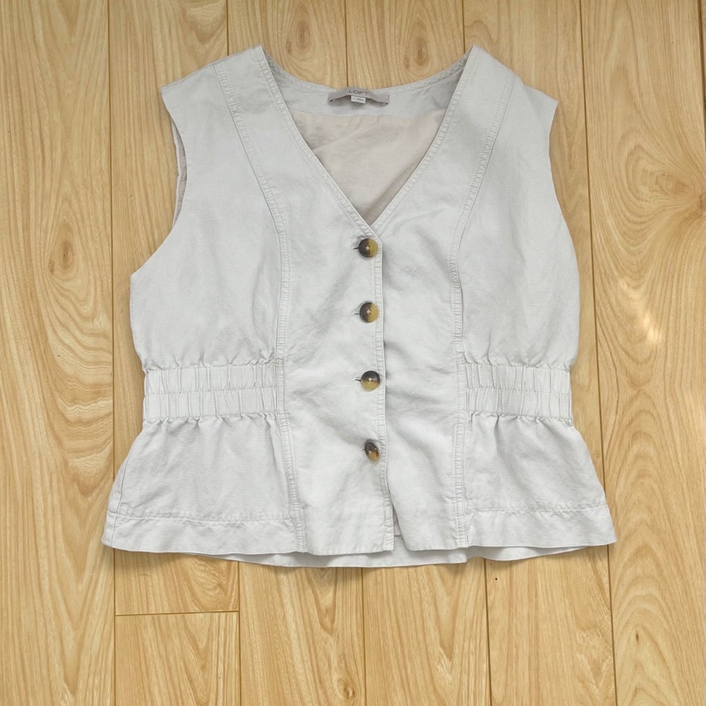 LOFT Cream Button-Front Sleeveless Blouse